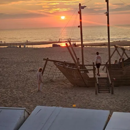 Semesterbostad Duinenhuis Zeepolder 28 *